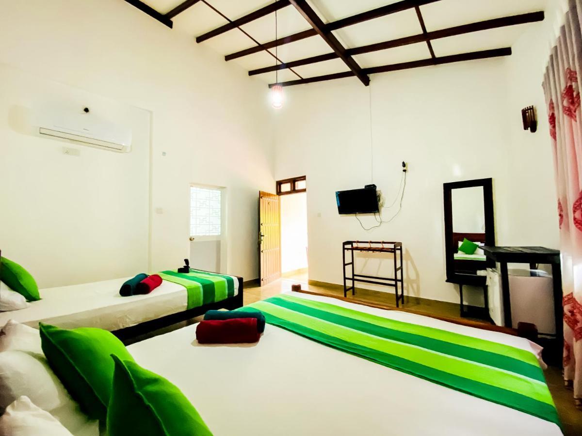 Lavender Home Yala Safari 蒂瑟默哈拉默 外观 照片