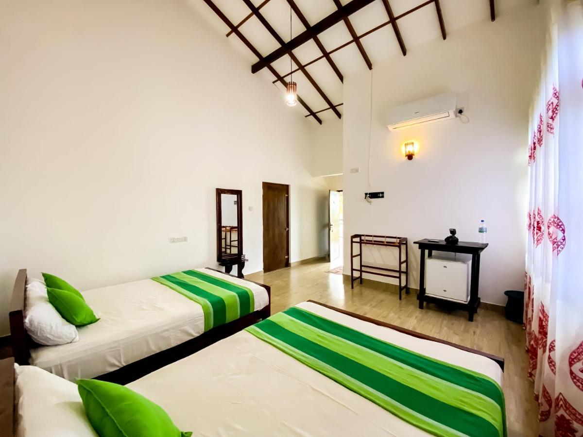 Lavender Home Yala Safari 蒂瑟默哈拉默 外观 照片